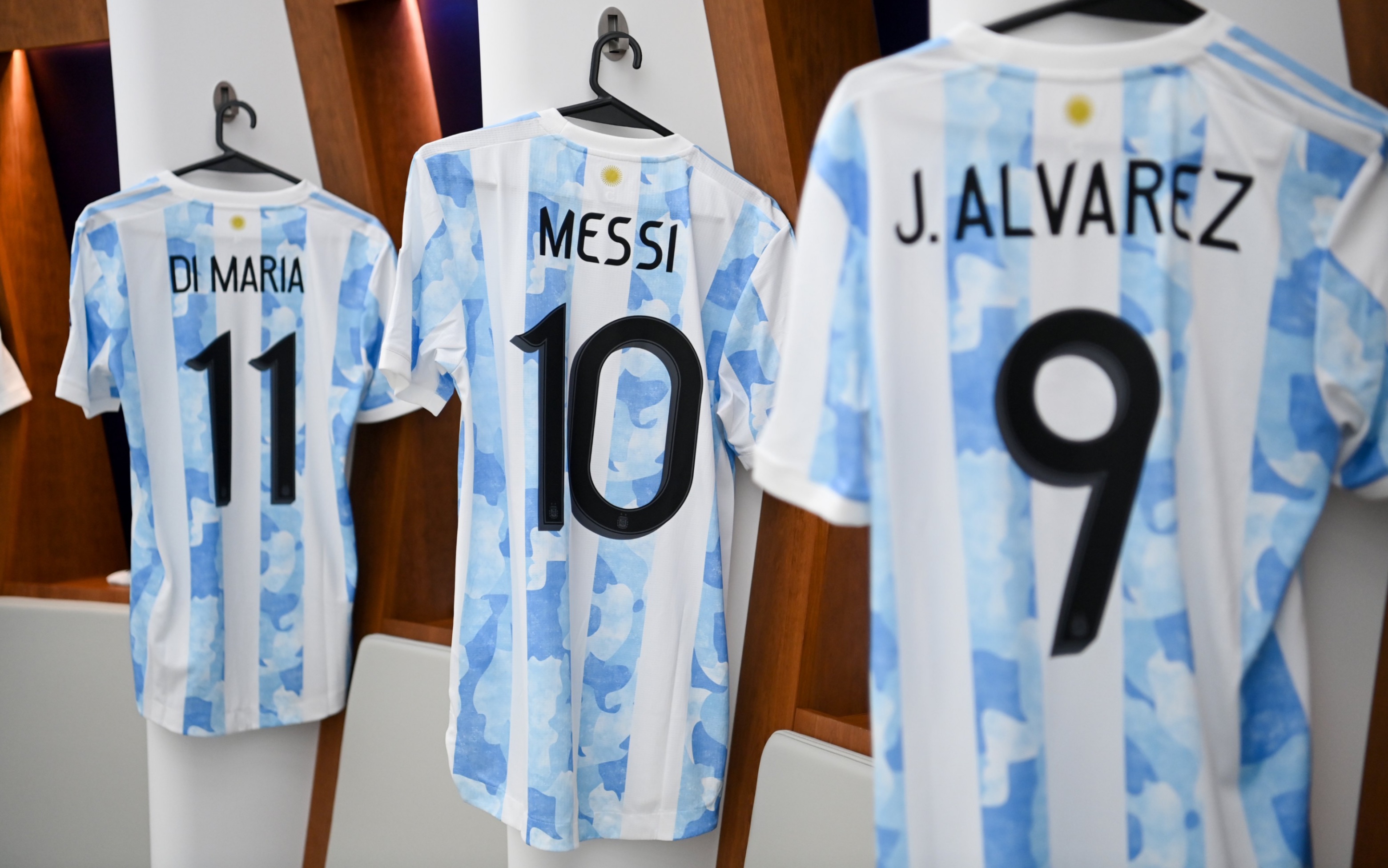 赛地聚焦:亚冠今晚热度飙升,马德里竞技更衣室发声,更衣室稳定,轮换策略成焦点的简单介绍 赛地聚焦:亚冠今晚热度飙升,马德里竞技更衣室发声,更衣室稳定,轮换策略成焦点的简单介绍